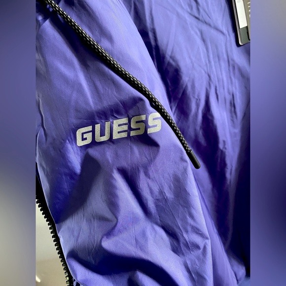 GUESS Eco Elvis ! Reversible ! Logo-Print Puffer Jacket Hooded โจ Size S | logo - Picture 9 of 16